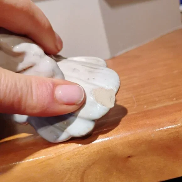 Vintage Majolica White Dove Figurine 9" Tall x 11" Long Chip on Tail Italy - Picture 2 of 13